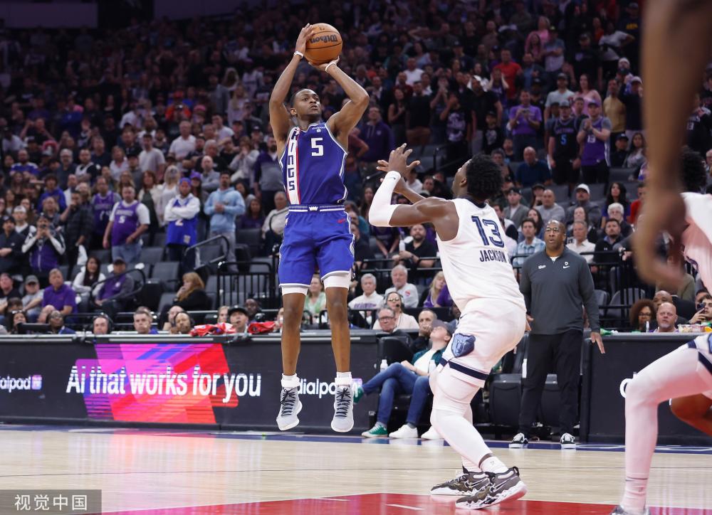 比赛中的亮 比赛中的亮