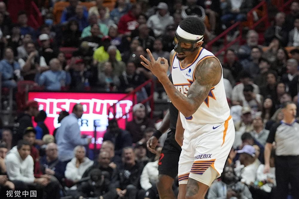 展示了个人 展示了个人