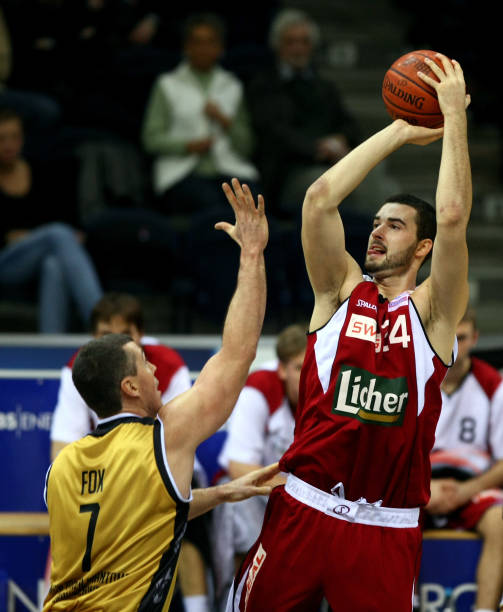 的领先地位 的领先地位