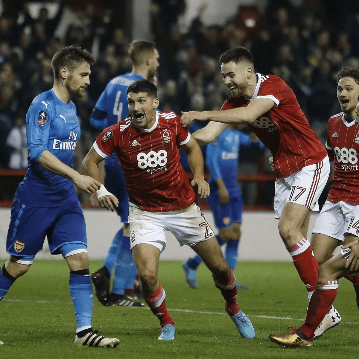 持着高水准 持着高水准