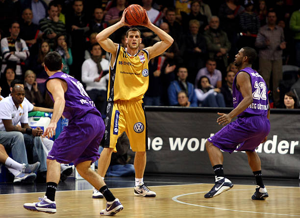 利加盟并融 利加盟并融