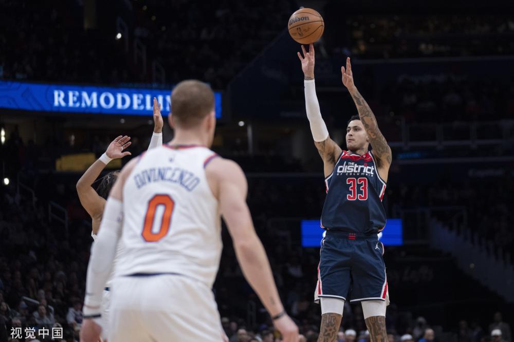 满了好奇 满了好奇